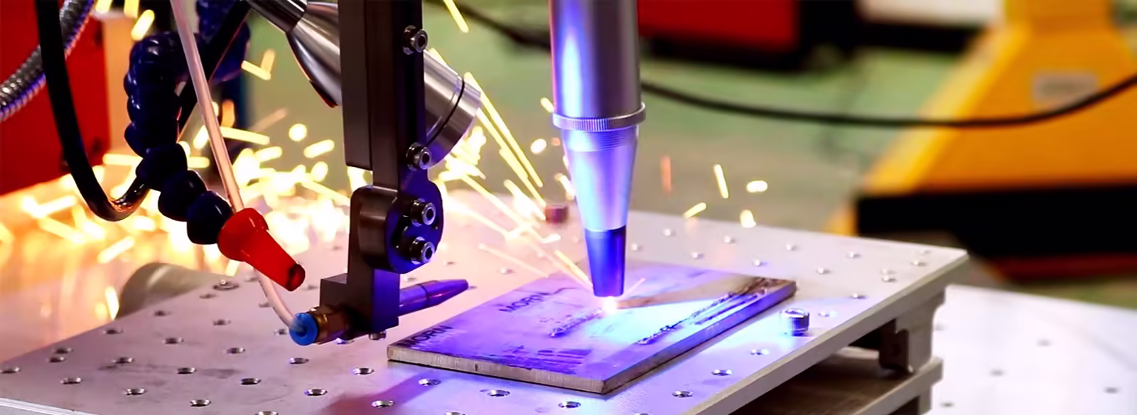 Fiber laser welding machine