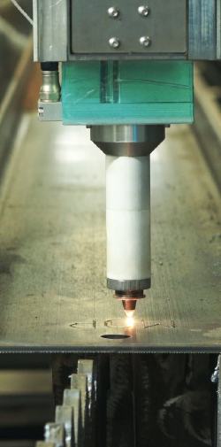 laser cutting 